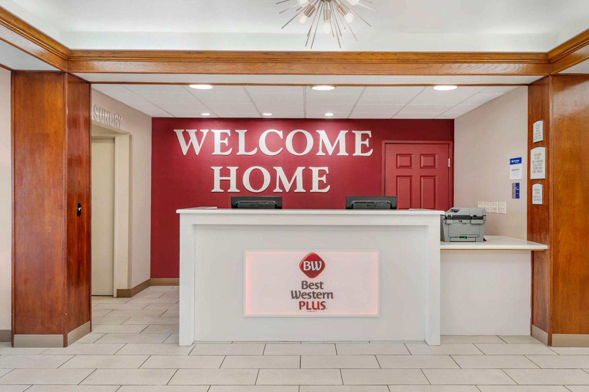 Best Western Plus Riata Brownwood Exterior foto